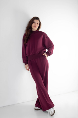 Костюм жіночий